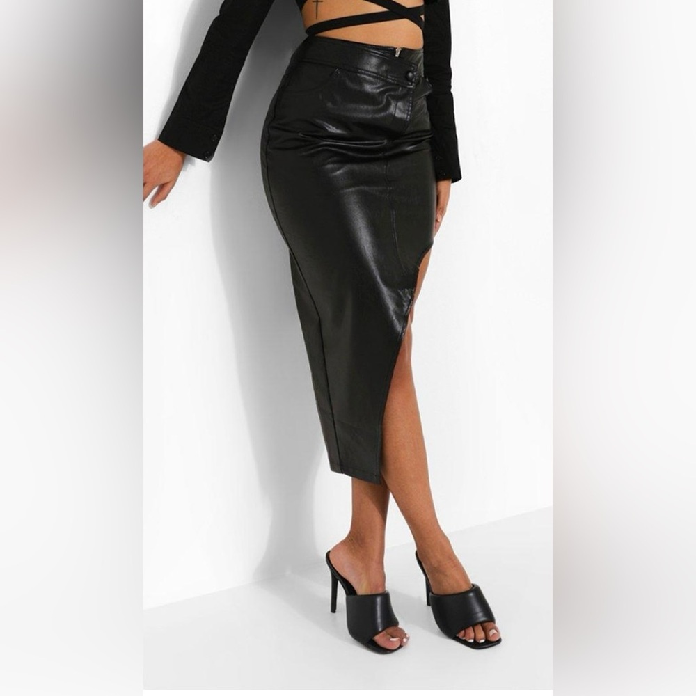 Boohoo Black Faux Leather Mini Skirt